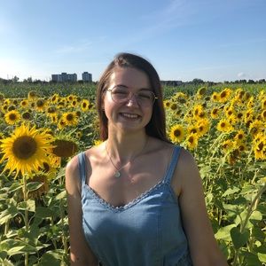 Meet your Posher, Kelly